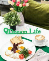 Dream Life food