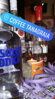 Coffee Tanagraia outside