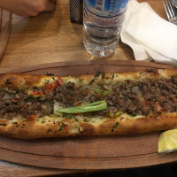 Pekünlü Merkez Pide food