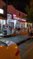 Mete Durum Kebab outside