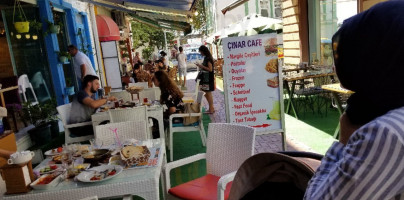 Cinar Cafe Kahvalti Salonu inside