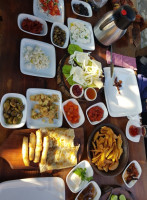 Adakız Köy Evi food
