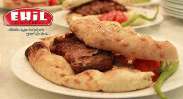 Ehil Kebap inside