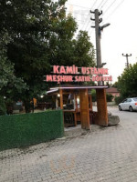 Kamil Usta Satir Kofte outside