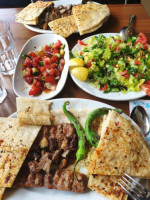 Diyar Et Lokantası food