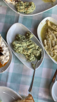 Bi' Uğra Meyhane food