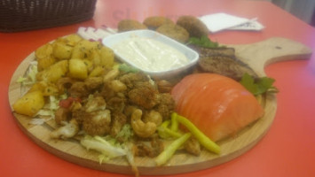 Falafel Tyros food