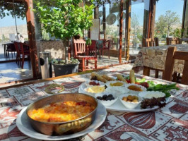 Asma Altı Cafe food