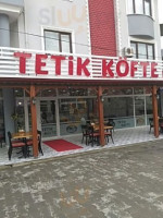 Tetik Köfte Salonu inside