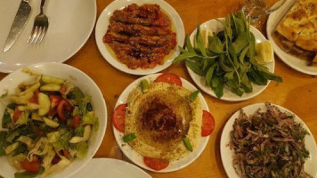 Bahar Kebab Salonu food