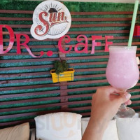 Dr. Cafe inside