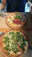 Pizza Locale food