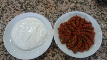 Konyalı Etli Ekmek Kazım Usta food