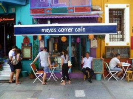 Maya's Corner Cafe food