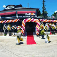 Baron Restaurant outside