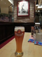 Ресторан Paulaner Brauhaus food