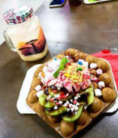 Coffee&waffle food