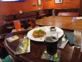 Hamilton's Irish Pub food