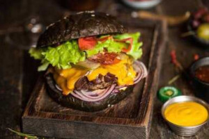 Хищник Стейкс Бургерс /hishnik Steaks And Burgers food