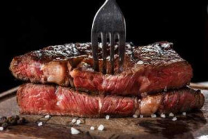 Red. Steak&wine food