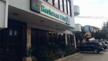 Restorant Pusi food