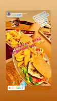 Kyroyale Cafe Bar Restaurant food