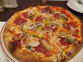 Grande Pizzéria és Étterem food