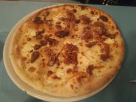 Pizza Pratta food