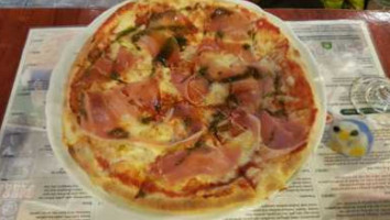 Den Haag Pizzeria food