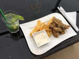 AVOCADO Restaurant & Lounge food