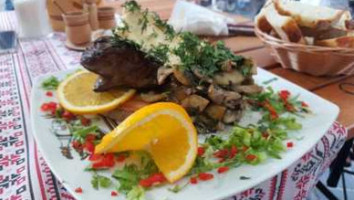 Restaurant Ursul Carpatin food
