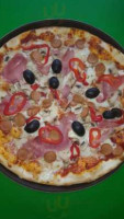 La Pizza Roma food