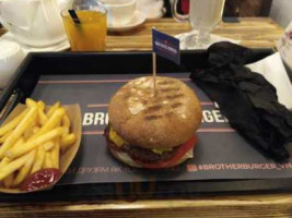 Brothers Burger food