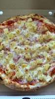Kinti Pizzéria food