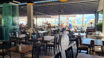 Maris Beach Restaurant Bar inside