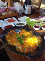 Adakız Köy Evi food