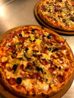 Bella Pizza‘ria food