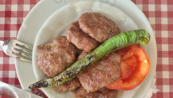 Beşler İnegöl Köftecisi food