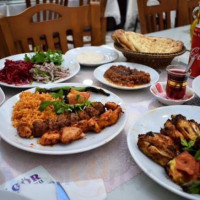 Gelgor Kebap Salonu food