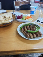 Pehlivan Kebap Salonu food