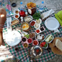 Tabiat Ana Kahvaltı Bahçesi food