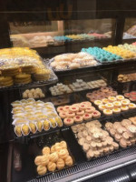 Darchin Sweets Cakes food