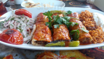 Onur İskender Kebap food