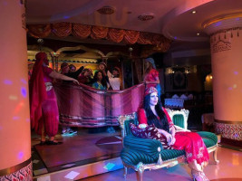 Sultana's 1001 Nights Show food