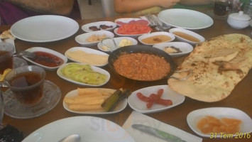 Şehzade Kebap Sarayı food