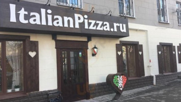 Italianpizza outside
