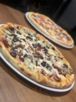 Chikki-pizza пиццерия inside