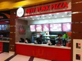 New York Pizza inside