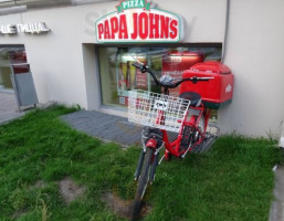 Papa John's food