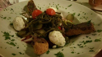 Zoupa Greek Grillhouse And Tavern food